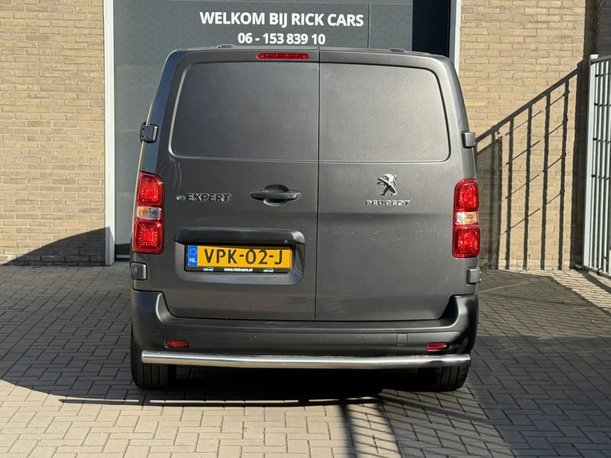 Standard Premium 75 kWh Cruise Control/achteruitrijcamera