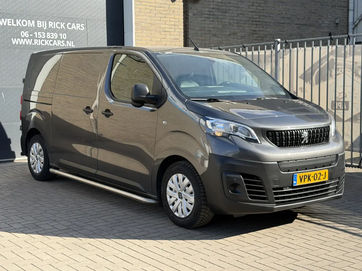 Standard Premium 75 kWh Cruise Control/achteruitrijcamera