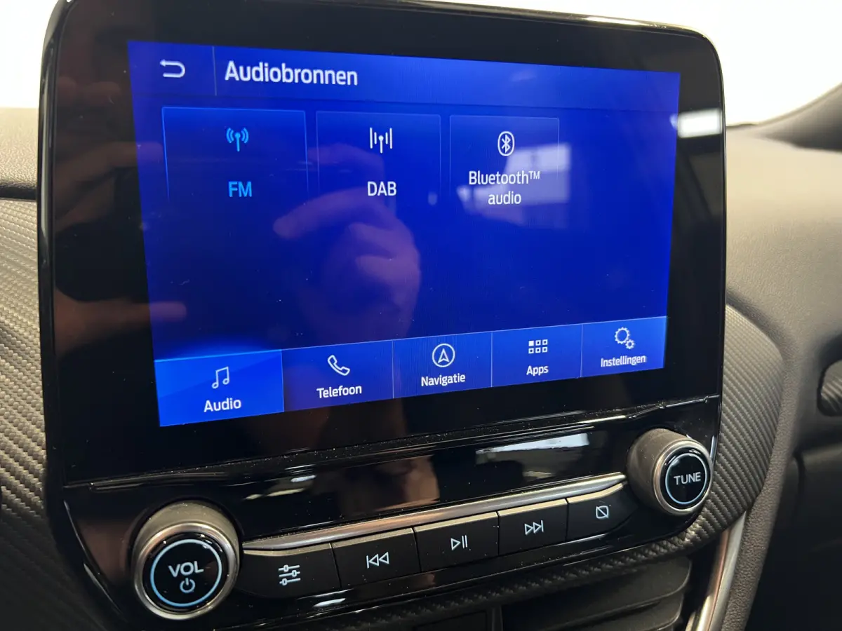 1.0 EcoBoost ST-Line X | Navigatie/Android/Apple Carplay | LM Velgen 18" | Cruise Control | Airco | LED Koplampen | Lederen/Stoffen Bekleding |