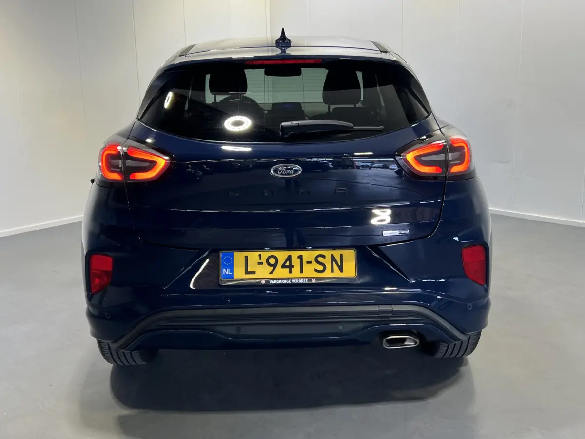 1.0 EcoBoost ST-Line X | Navigatie/Android/Apple Carplay | LM Velgen 18" | Cruise Control | Airco | LED Koplampen | Lederen/Stoffen Bekleding |