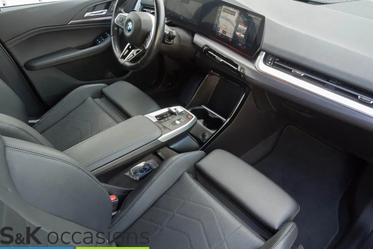225e xDrive