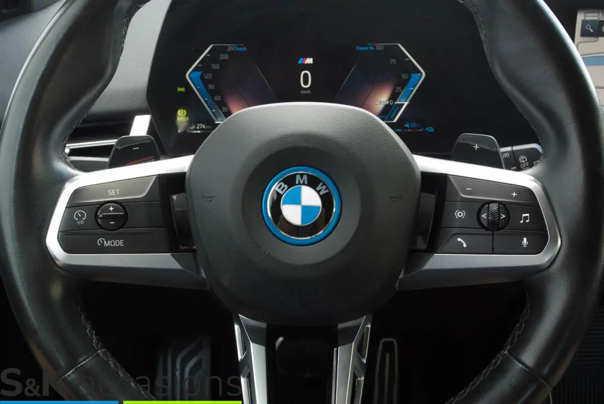 225e xDrive