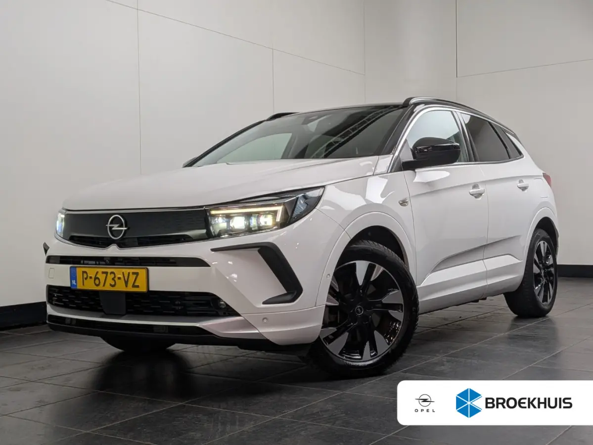 1.6 Turbo Plug-In Hybrid Ultimate | Achteruitrijcamera | Alcantara bekleding | Cruise control adaptief met Stop&Go en stuurhulp