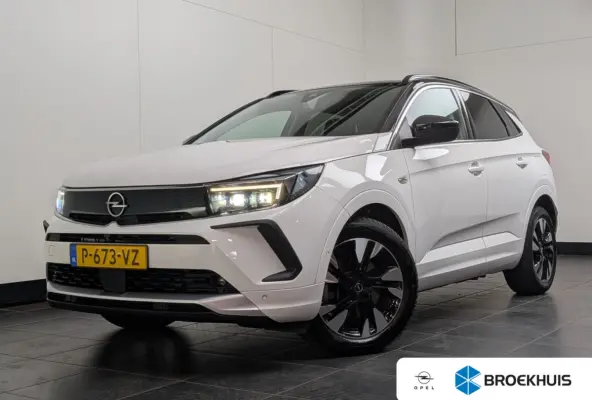 1.6 Turbo Plug-In Hybrid Ultimate | Achteruitrijcamera | Alcantara bekleding | Cruise control adaptief met Stop&Go en stuurhulp