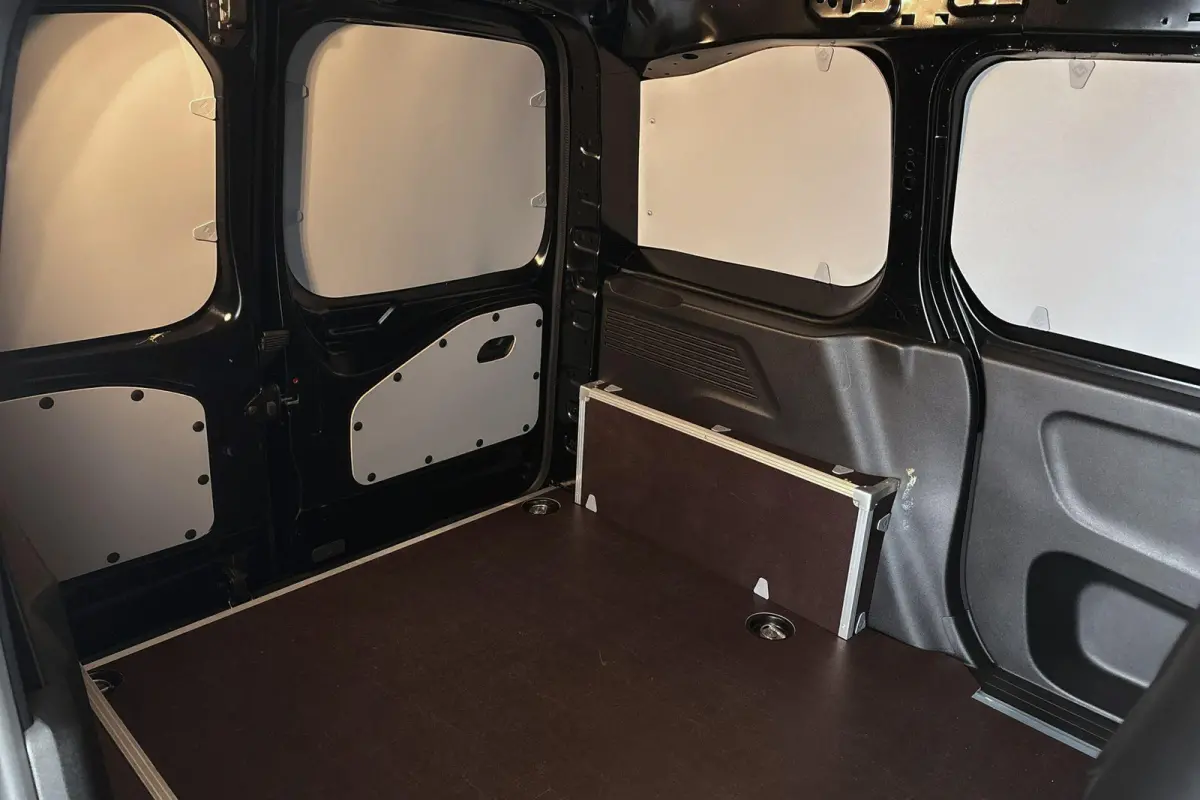 136 L1 50kWh Apple CarPlay Achteruitrijcamera