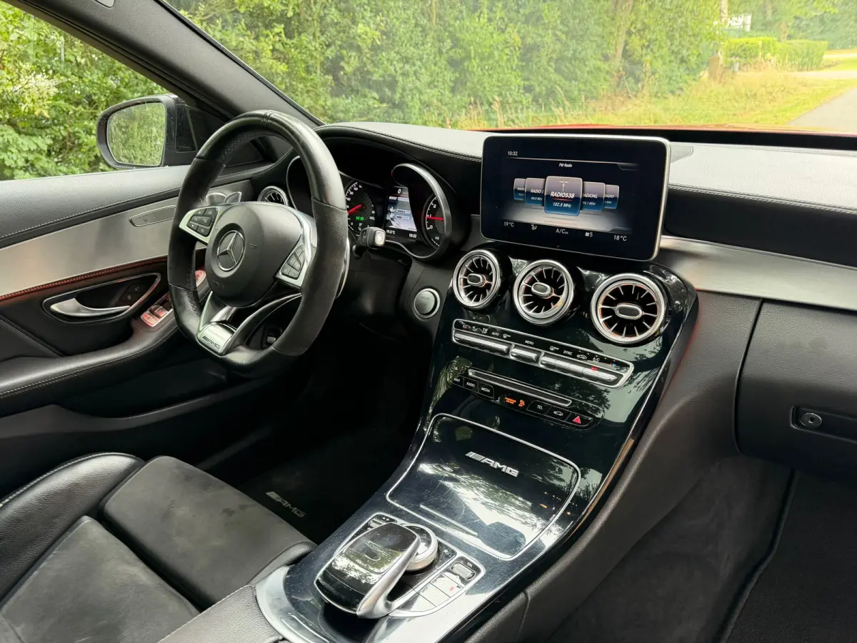 | AMG C63 / Pano / Schaalstoelen / Burmester / Sfeer verl / Carbon / Camera