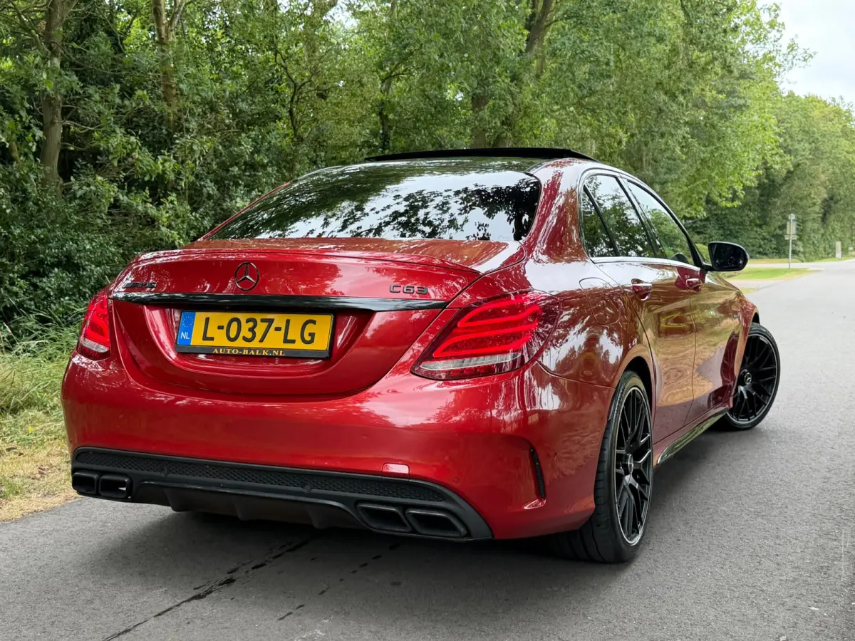 | AMG C63 / Pano / Schaalstoelen / Burmester / Sfeer verl / Carbon / Camera