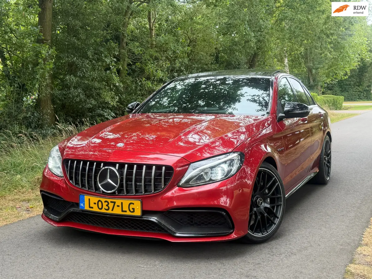 | AMG C63 / Pano / Schaalstoelen / Burmester / Sfeer verl / Carbon / Camera