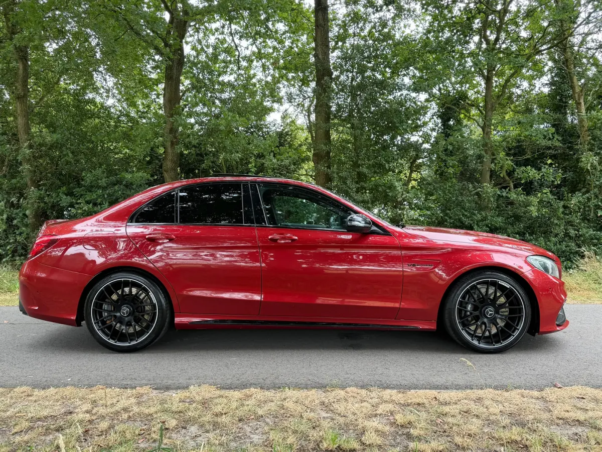 | AMG C63 / Pano / Schaalstoelen / Burmester / Sfeer verl / Carbon / Camera