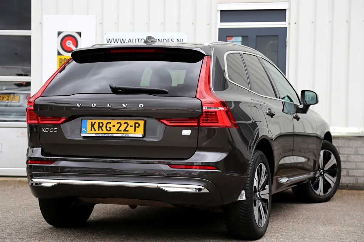 2.0 T6 Plug-in hybrid AWD Longe Range*Perfect Volvo Onderh.*Pano/Elek. Trekhaak/Leder/Stoelverw.V+A/Stuurverw./ACC/Pilot ass./360 Camera/Memorie/BLIS/Parkeersens.V+A/20 inch LM*