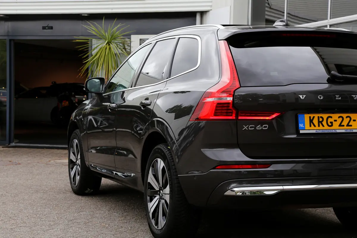 2.0 T6 Plug-in hybrid AWD Longe Range*Perfect Volvo Onderh.*Pano/Elek. Trekhaak/Leder/Stoelverw.V+A/Stuurverw./ACC/Pilot ass./360 Camera/Memorie/BLIS/Parkeersens.V+A/20 inch LM*