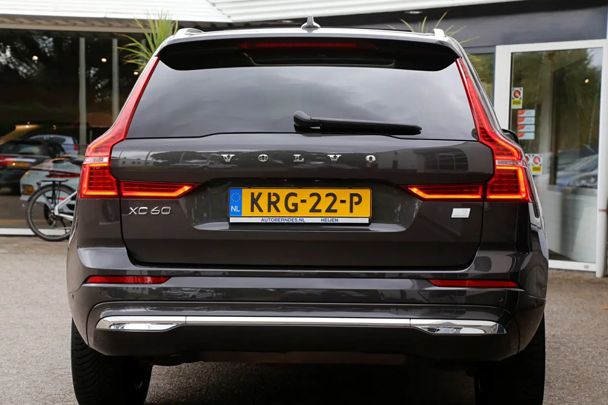 2.0 T6 Plug-in hybrid AWD Longe Range*Perfect Volvo Onderh.*Pano/Elek. Trekhaak/Leder/Stoelverw.V+A/Stuurverw./ACC/Pilot ass./360 Camera/Memorie/BLIS/Parkeersens.V+A/20 inch LM*