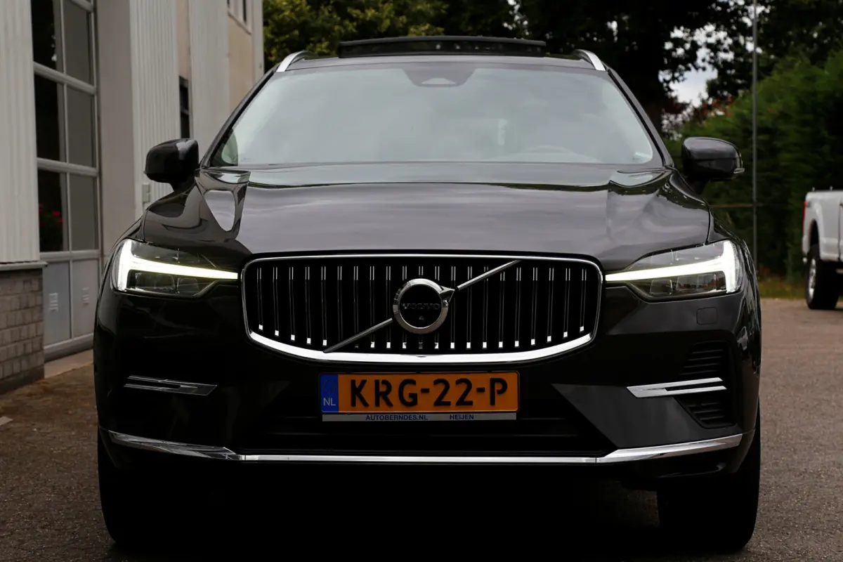 2.0 T6 Plug-in hybrid AWD Longe Range*Perfect Volvo Onderh.*Pano/Elek. Trekhaak/Leder/Stoelverw.V+A/Stuurverw./ACC/Pilot ass./360 Camera/Memorie/BLIS/Parkeersens.V+A/20 inch LM*