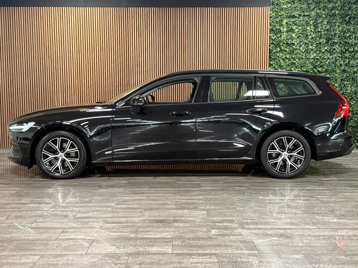 B3 Essential Edition | All Season Banden | Cruise Control | Google Infotainment | Parkeersensoren achter | Climate Control L+R | Regensensor | 17 Inch | DAB Radio | Apple Carplay/Android Aut