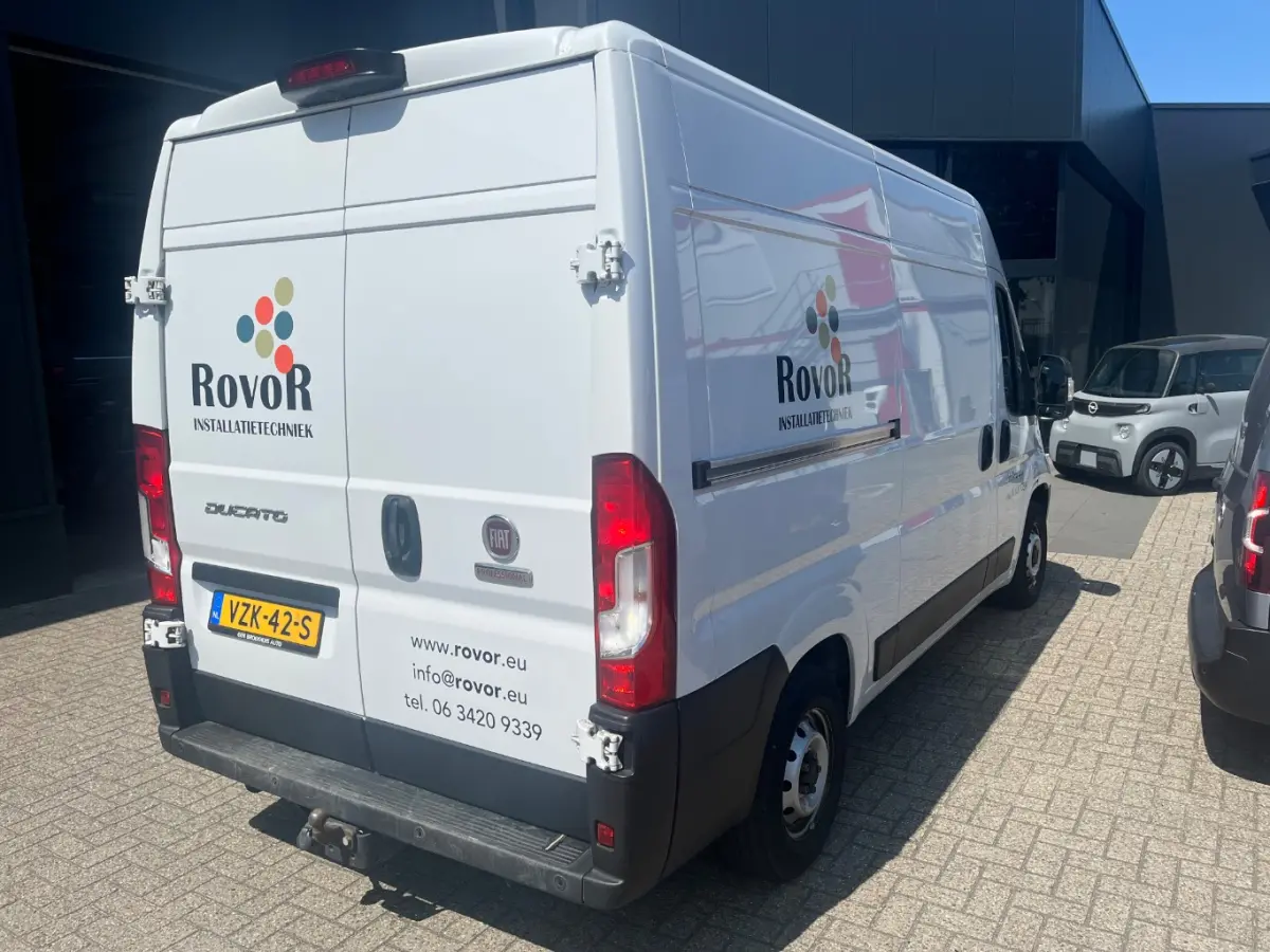 Professional Standaard L2H2 | 120PK | TREKHAAK | A-CAMERA| | 2 symmetrische achterdeuren | Achteruitrijcamera | Automatische airconditioning