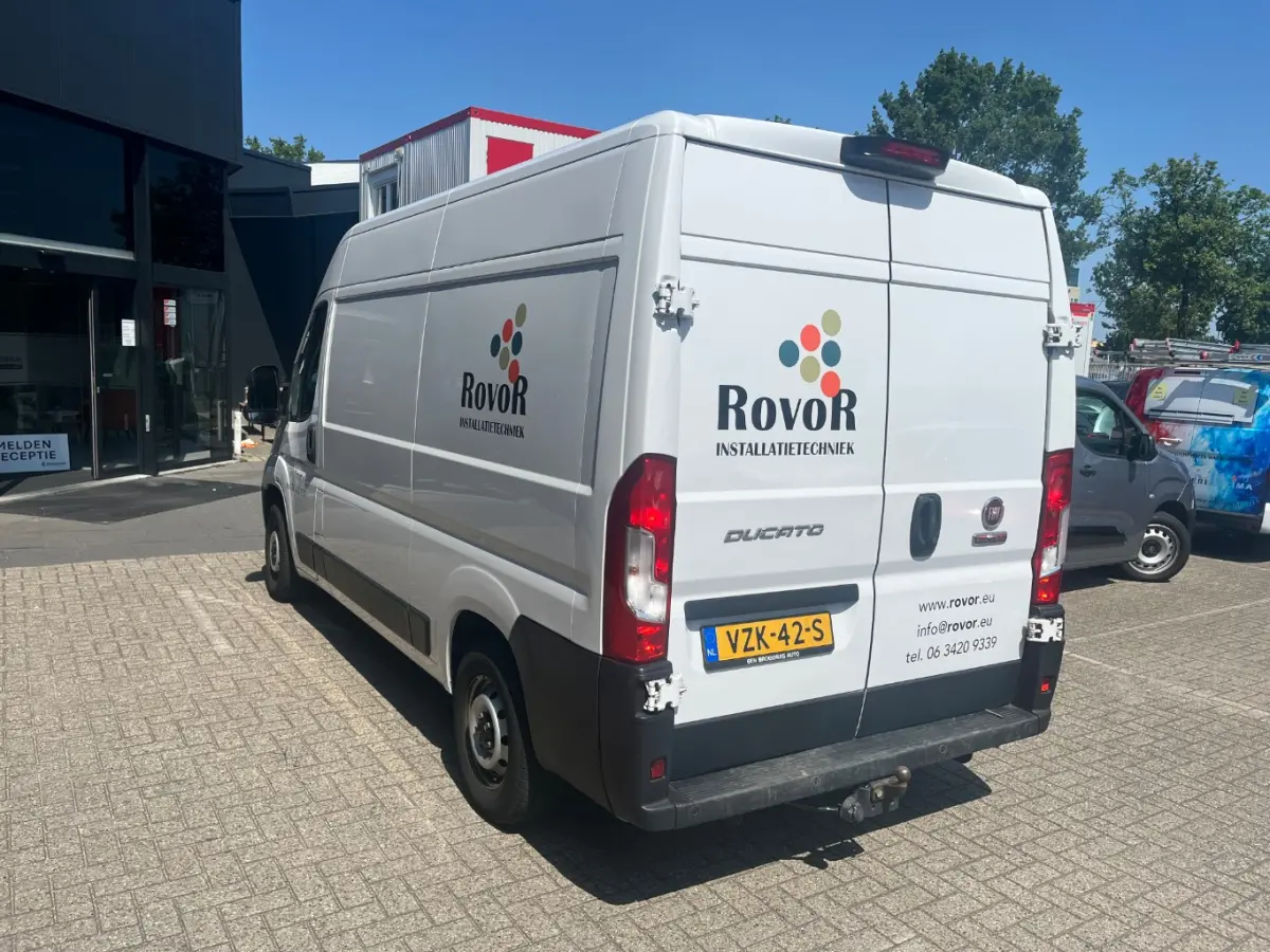 Professional Standaard L2H2 | 120PK | TREKHAAK | A-CAMERA| | 2 symmetrische achterdeuren | Achteruitrijcamera | Automatische airconditioning