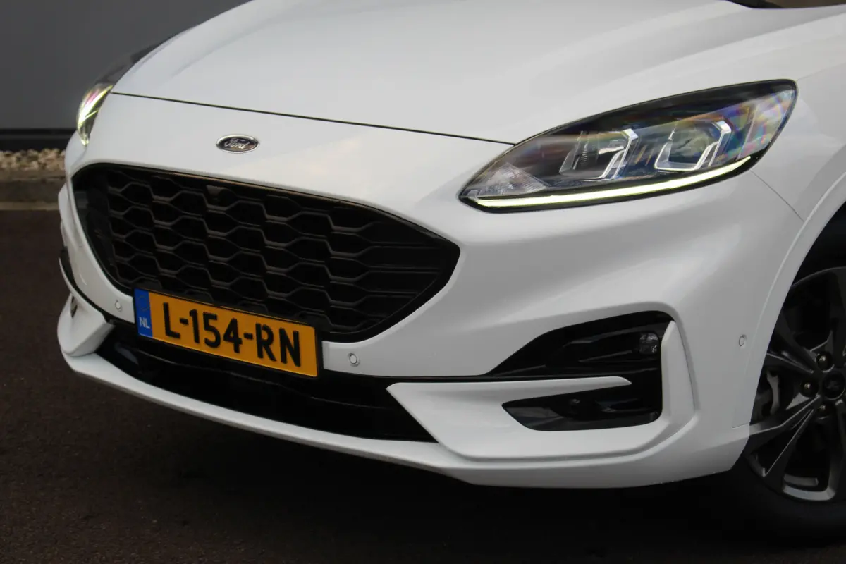 2.5 PHEV ST-Line | 360 Camera | Adap. Cruise C. | Winter Pakket | Keyless | LED | CarPlay | BLIS | Climate C. | PDC V&A | 360 Camera | Adap. Cruise C. | Winter Pakket | Keyless | LED | CarPl
