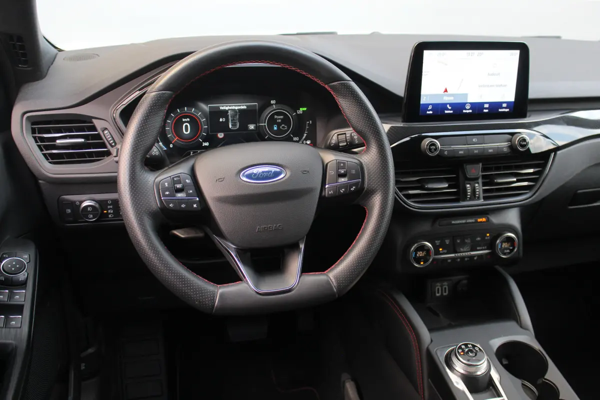 2.5 PHEV ST-Line | 360 Camera | Adap. Cruise C. | Winter Pakket | Keyless | LED | CarPlay | BLIS | Climate C. | PDC V&A | 360 Camera | Adap. Cruise C. | Winter Pakket | Keyless | LED | CarPl