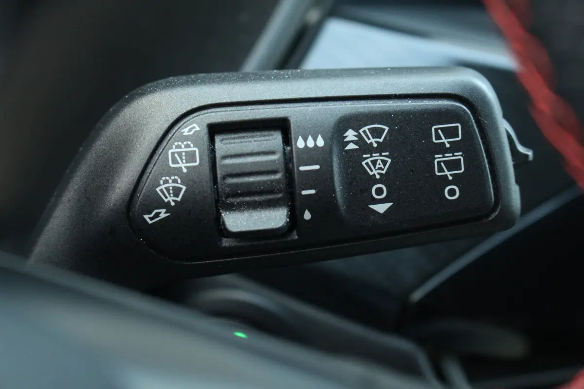 2.5 PHEV ST-Line | 360 Camera | Adap. Cruise C. | Winter Pakket | Keyless | LED | CarPlay | BLIS | Climate C. | PDC V&A | 360 Camera | Adap. Cruise C. | Winter Pakket | Keyless | LED | CarPl
