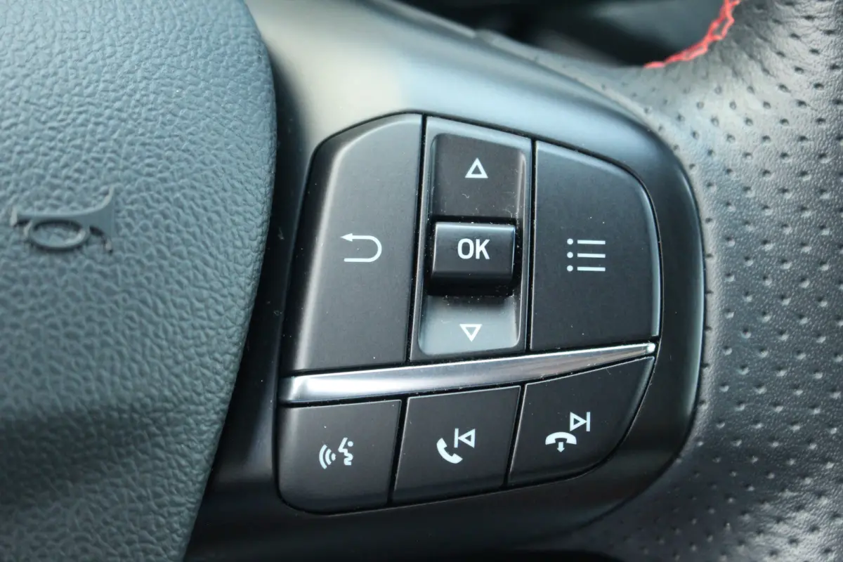 2.5 PHEV ST-Line | 360 Camera | Adap. Cruise C. | Winter Pakket | Keyless | LED | CarPlay | BLIS | Climate C. | PDC V&A | 360 Camera | Adap. Cruise C. | Winter Pakket | Keyless | LED | CarPl