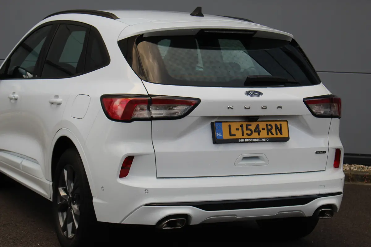 2.5 PHEV ST-Line | 360 Camera | Adap. Cruise C. | Winter Pakket | Keyless | LED | CarPlay | BLIS | Climate C. | PDC V&A | 360 Camera | Adap. Cruise C. | Winter Pakket | Keyless | LED | CarPl