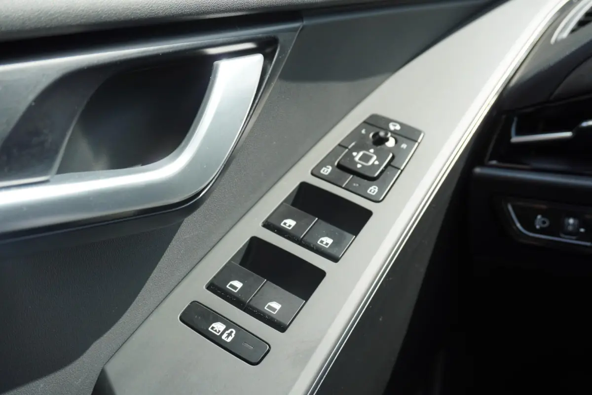 204pk Edition Advanced 64.8 kWh | Stoel / Stuurverwarming | Camera | Dashcam | Adaptive cruise