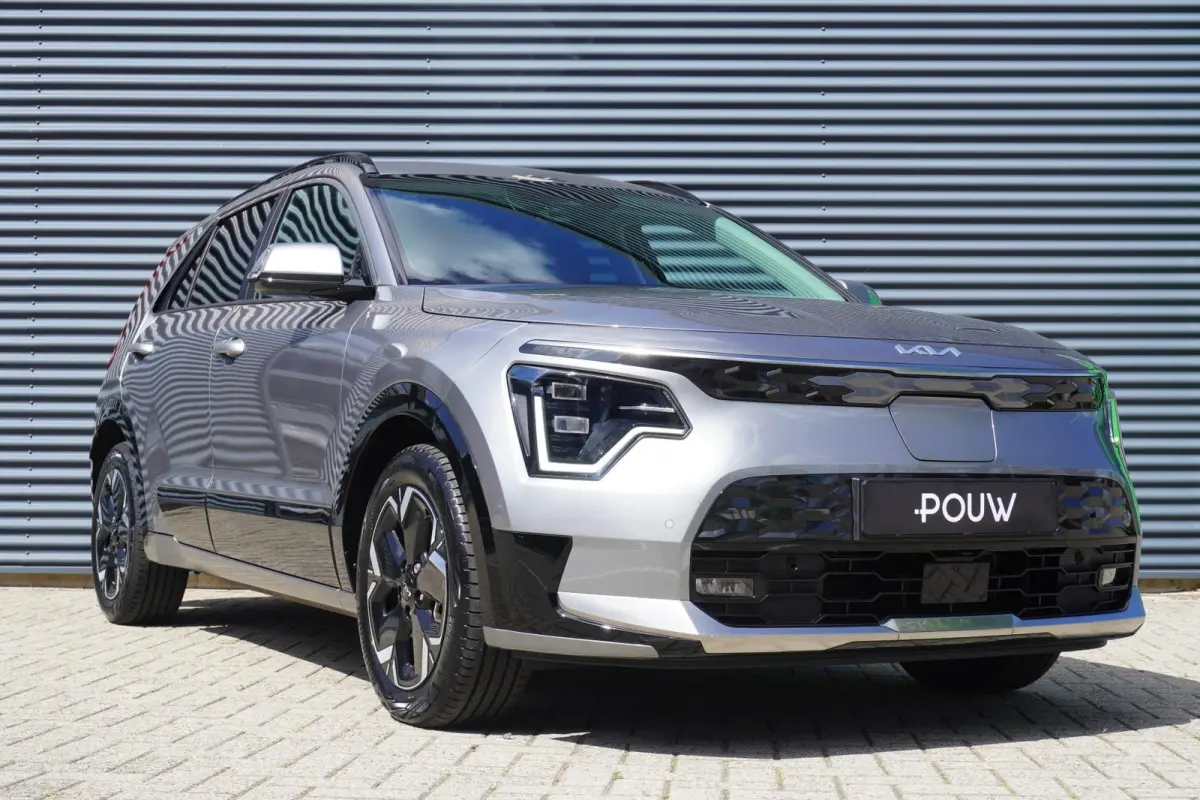 204pk Edition Advanced 64.8 kWh | Stoel / Stuurverwarming | Camera | Dashcam | Adaptive cruise
