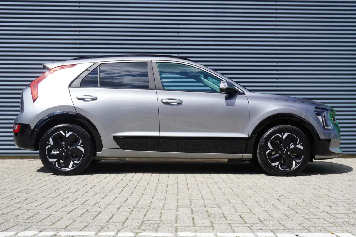 204pk Edition Advanced 64.8 kWh | Stoel / Stuurverwarming | Camera | Dashcam | Adaptive cruise
