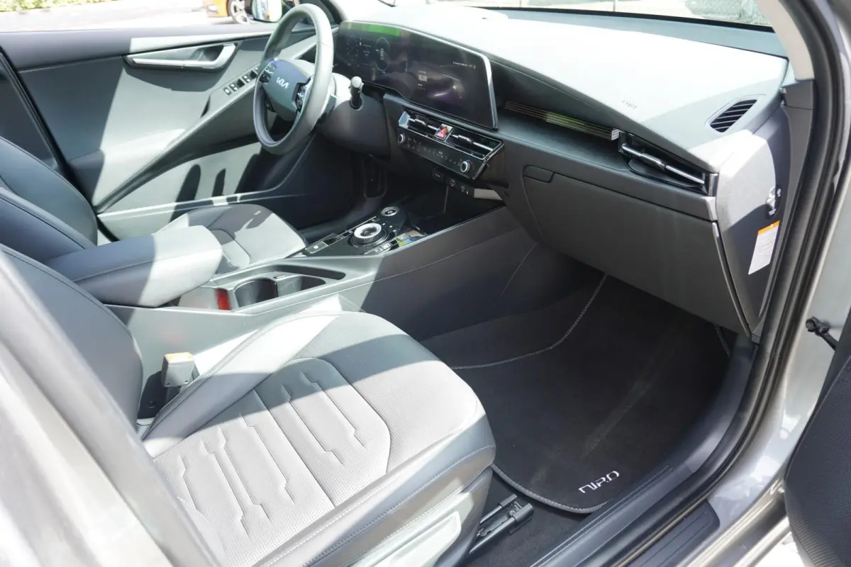 204pk Edition Advanced 64.8 kWh | Stoel / Stuurverwarming | Camera | Dashcam | Adaptive cruise