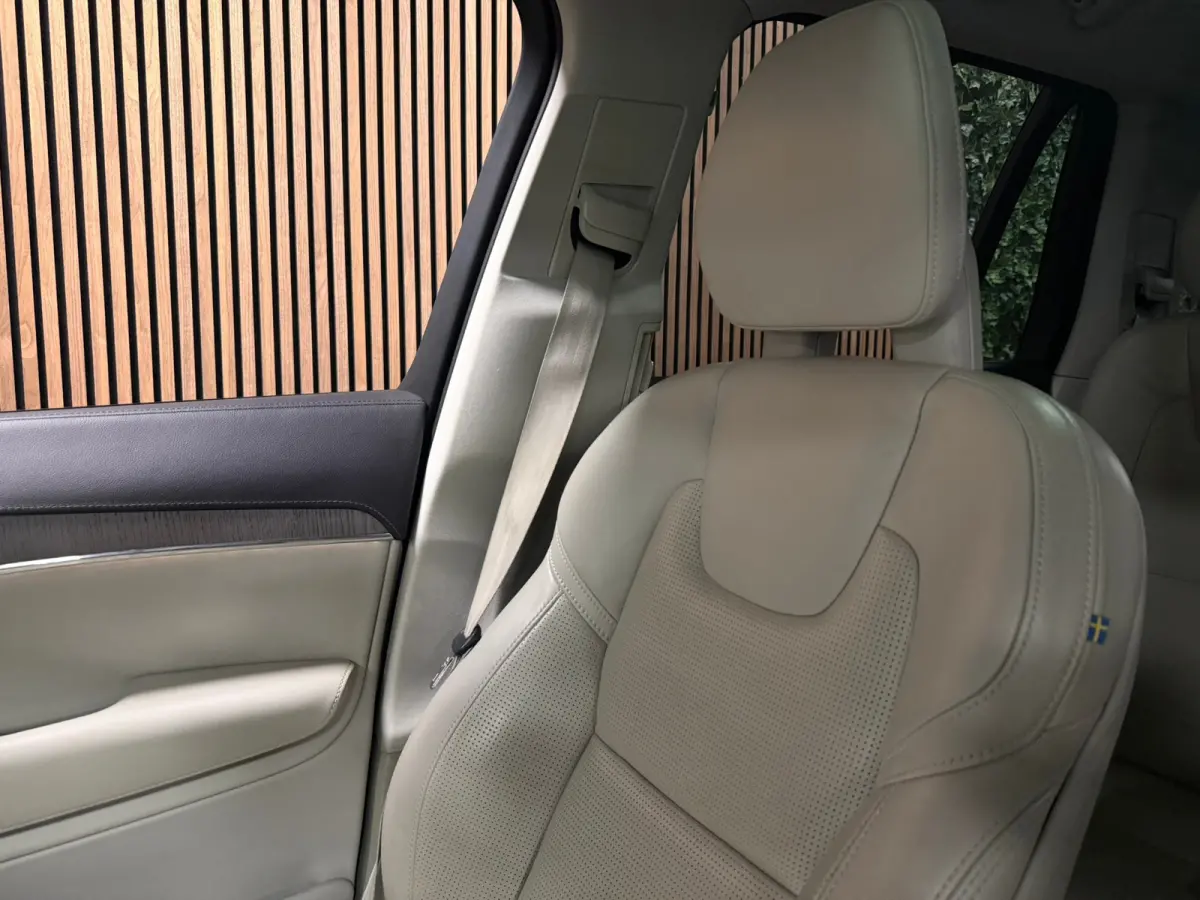 T8 AWD Recharge Inscription | Trekhaak | Stoelventilatie | Harman Kardon | Adpatieve Cruise Control | Stoel en stuurwielverwarming | Stoelmassage | Full LED meesturende koplampen | Schuifdak