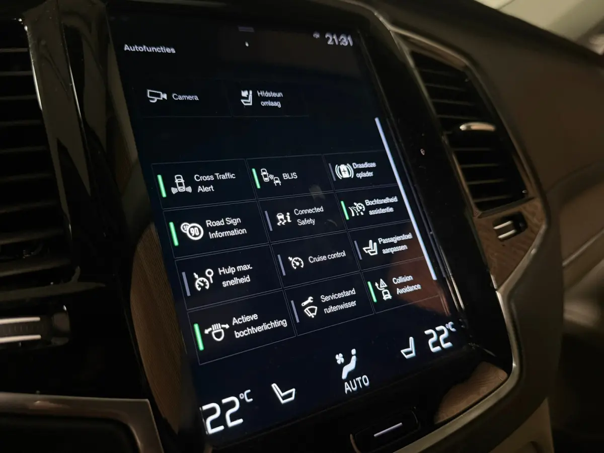 T8 AWD Recharge Inscription | Trekhaak | Stoelventilatie | Harman Kardon | Adpatieve Cruise Control | Stoel en stuurwielverwarming | Stoelmassage | Full LED meesturende koplampen | Schuifdak