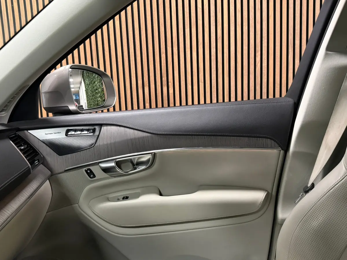 T8 AWD Recharge Inscription | Trekhaak | Stoelventilatie | Harman Kardon | Adpatieve Cruise Control | Stoel en stuurwielverwarming | Stoelmassage | Full LED meesturende koplampen | Schuifdak