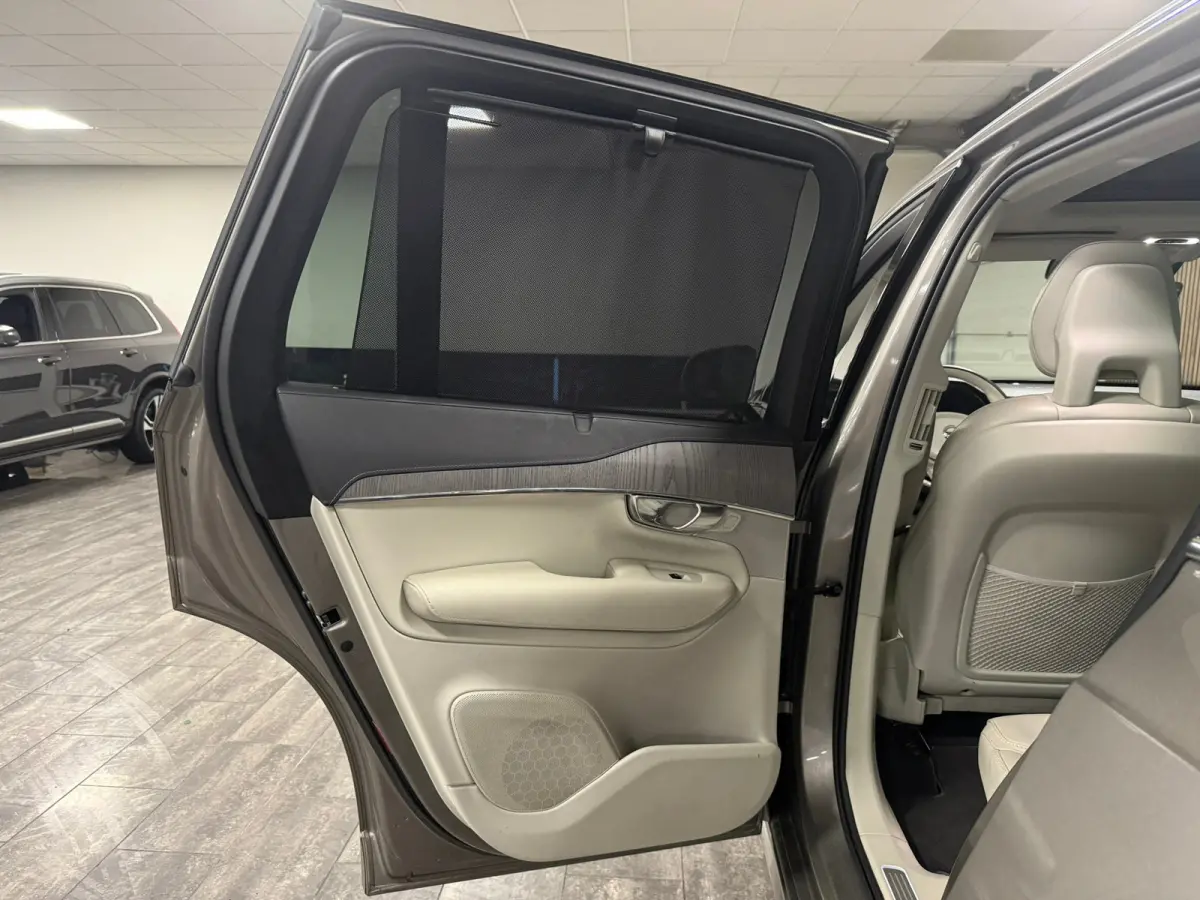 T8 AWD Recharge Inscription | Trekhaak | Stoelventilatie | Harman Kardon | Adpatieve Cruise Control | Stoel en stuurwielverwarming | Stoelmassage | Full LED meesturende koplampen | Schuifdak