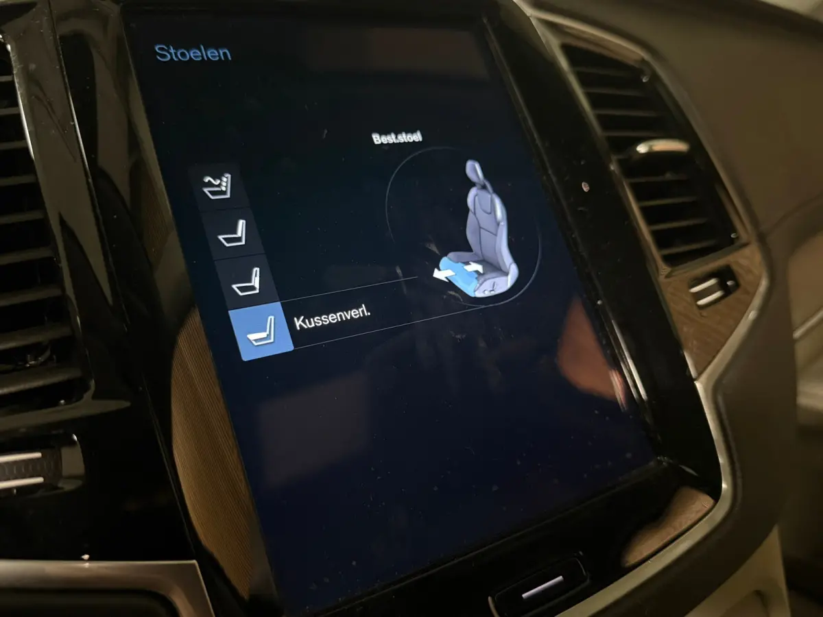 T8 AWD Recharge Inscription | Trekhaak | Stoelventilatie | Harman Kardon | Adpatieve Cruise Control | Stoel en stuurwielverwarming | Stoelmassage | Full LED meesturende koplampen | Schuifdak