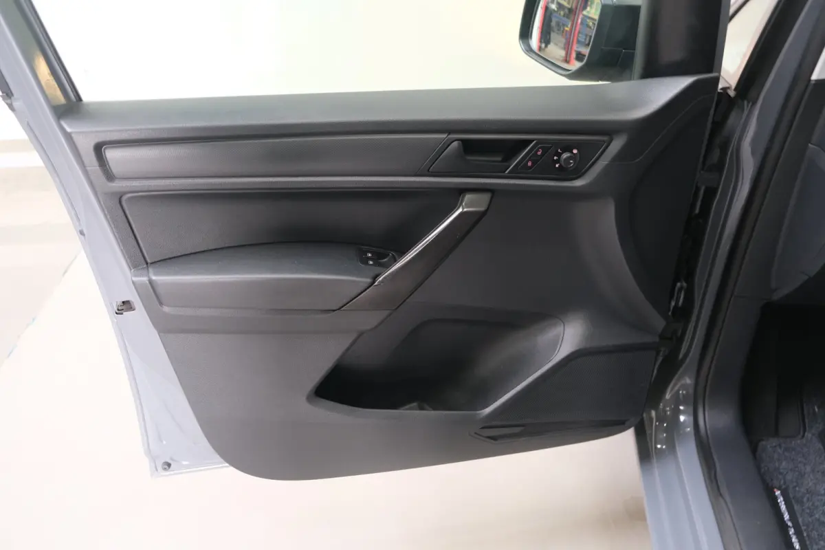 1.0 TSI L1H1 BMT - Airco, Trekhaak.