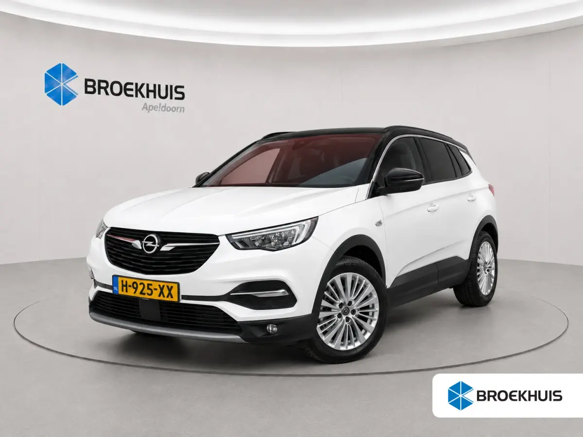 | Stoelverwarming | Apple Carplay/Android Auto | LED | Trekhaak |