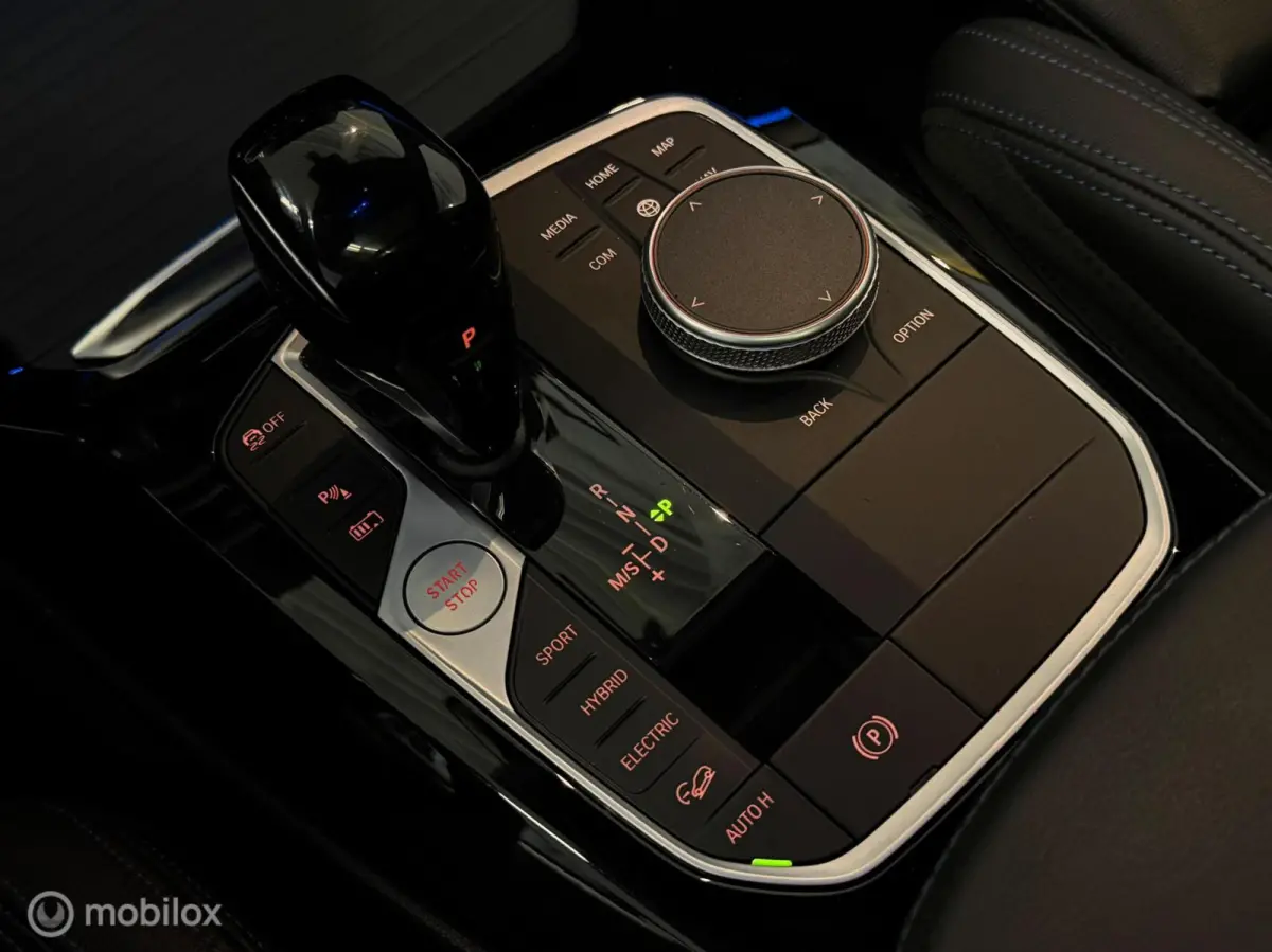 xDrive30e M Sport Brooklyn grey Panorama/Keyless/Trekhaak/Laser