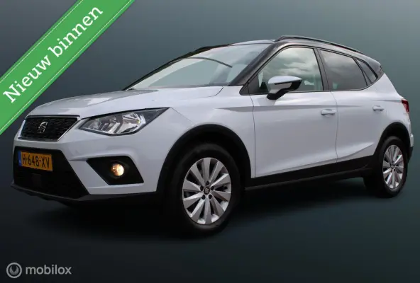 1.0 TSI Style Business Intense, Pdc + camera, Zwart dak, Airco, Navi, App connect, Donker glas, Cruise, Clima