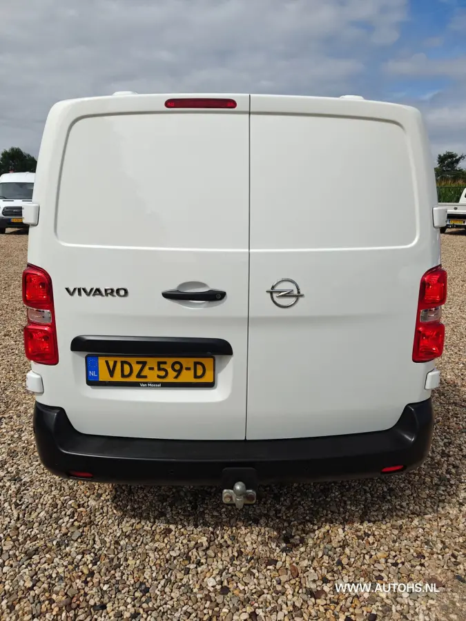 1.5 CDTI L2H1 , Werkplaats inrichting , Euro 6 , 1e Eig. Camera , navi , cruise , in pracht staat.