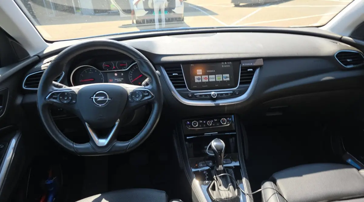 1.2 Turbo Ultimate Stoelverkoeling | Leder | Stoel/Stuur verwarming | Trekhaak |  | Achteruitrijcamera | Apple Carplay/Android Auto|telefoonintegratie premium | Keyless entry