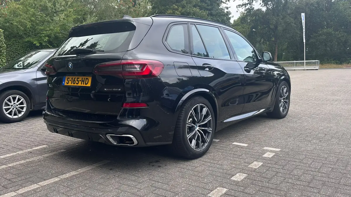 xDrive45e High Executive | M-SPORT! | ELEKTR. TREKHAAK | STOEL + STUURVERWARMING | LUCHTVERING | CAMERA | 360° PARK SENS | ELEKTR. STOEL INCL. MEMORY | DODE HOEK