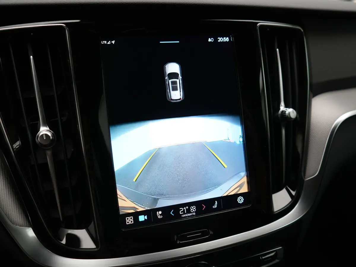 T6 PHEV AWD Plus Bright 350pk Dealer O.H | Trekhaak Af Fabriek | Adaptive Cruise | Camera | Lederen Sportstoelen Memory & Verwarmd | Apple Carplay | Keyless | Google Assistant & Maps | Stuur