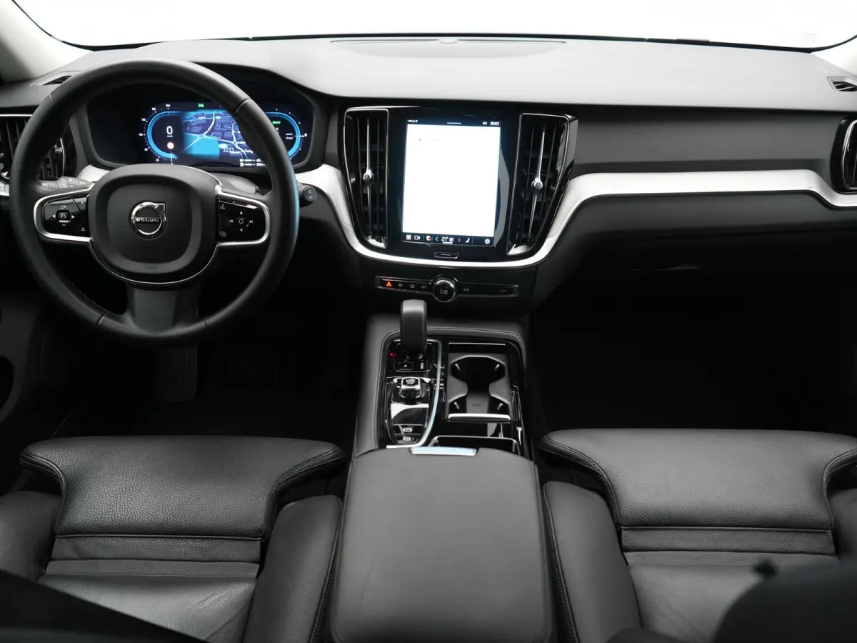 T6 PHEV AWD Plus Bright 350pk Dealer O.H | Trekhaak Af Fabriek | Adaptive Cruise | Camera | Lederen Sportstoelen Memory & Verwarmd | Apple Carplay | Keyless | Google Assistant & Maps | Stuur