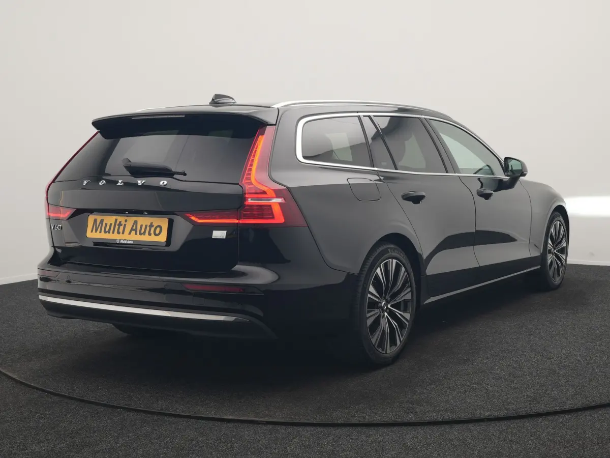 T6 PHEV AWD Plus Bright 350pk Dealer O.H | Trekhaak Af Fabriek | Adaptive Cruise | Camera | Lederen Sportstoelen Memory & Verwarmd | Apple Carplay | Keyless | Google Assistant & Maps | Stuur