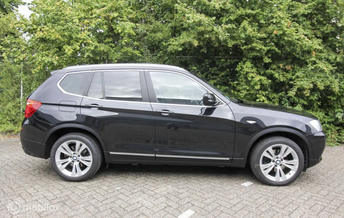 xDrive35i Aut. High Executive F25 Pano-dak