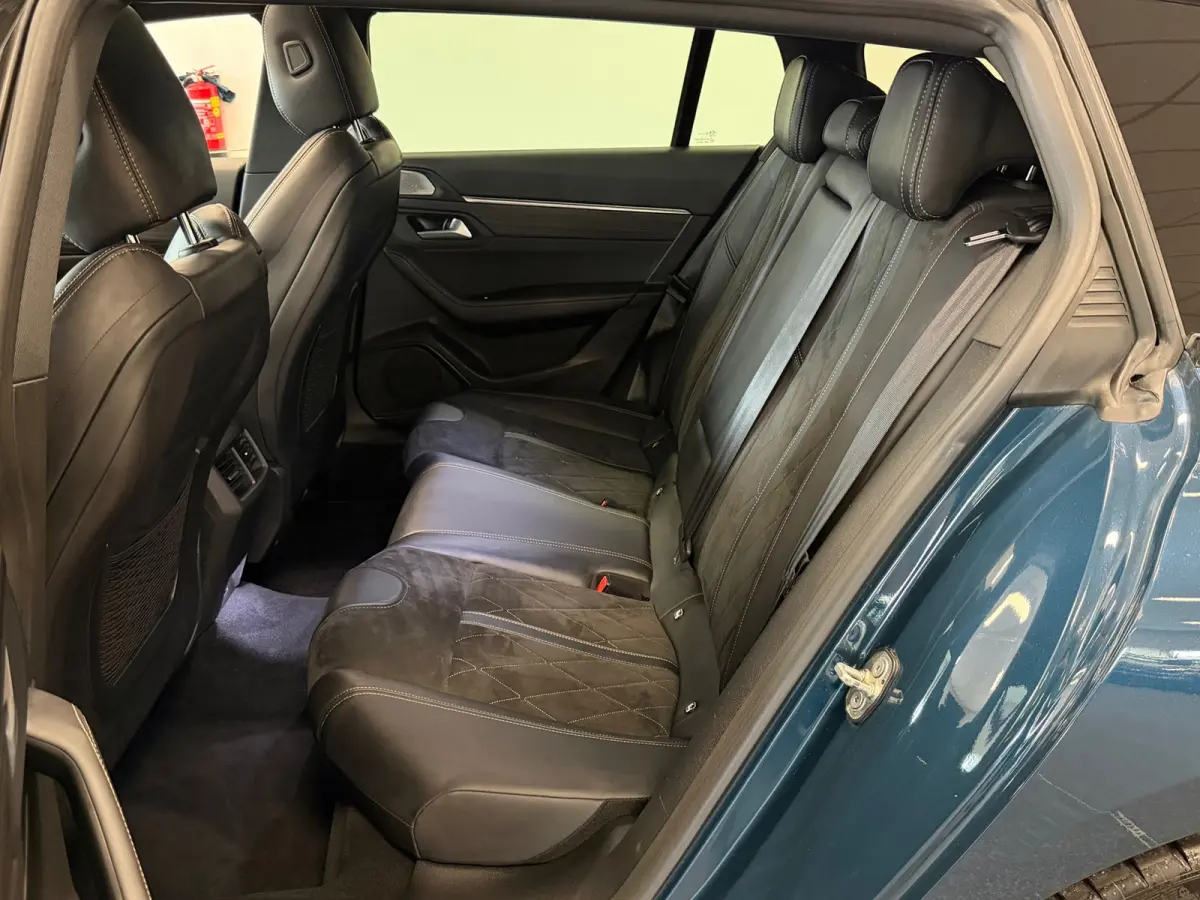 1.6 PureTech GT LINE|NAVICAMERA|PANORAMA|CRUISE|LEDER