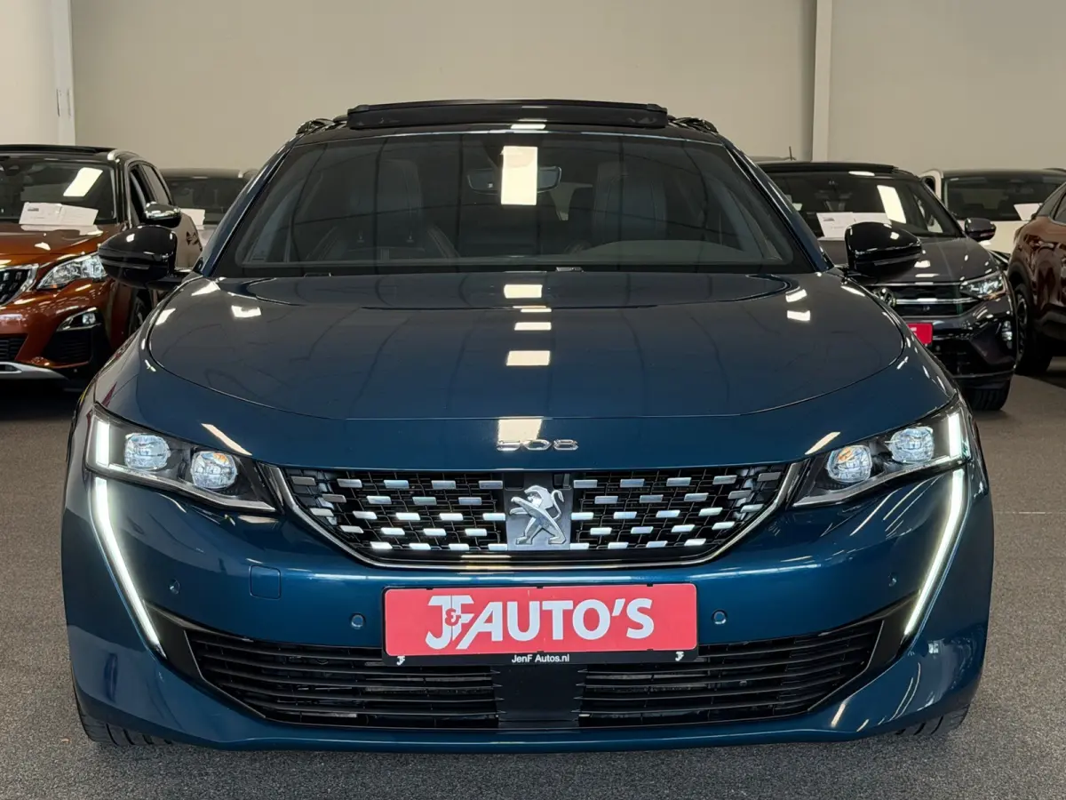 1.6 PureTech GT LINE|NAVICAMERA|PANORAMA|CRUISE|LEDER