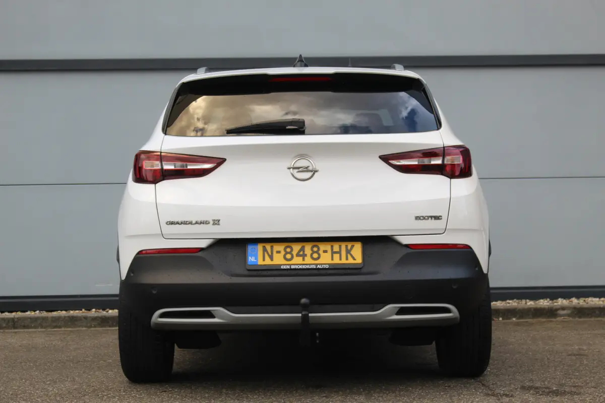 1.2 Turbo Business Elegance | Trekhaak | 360 Camera | Climate & Cruise C. | CarPlay | 17" LMV | Trekhaak | 360 Camera | Climate & Cruise C. | CarPlay | 17" LMV |