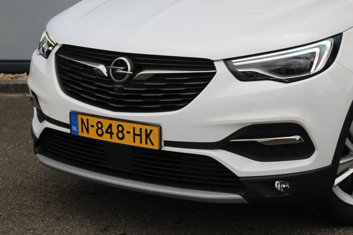 1.2 Turbo Business Elegance | Trekhaak | 360 Camera | Climate & Cruise C. | CarPlay | 17" LMV | Trekhaak | 360 Camera | Climate & Cruise C. | CarPlay | 17" LMV |