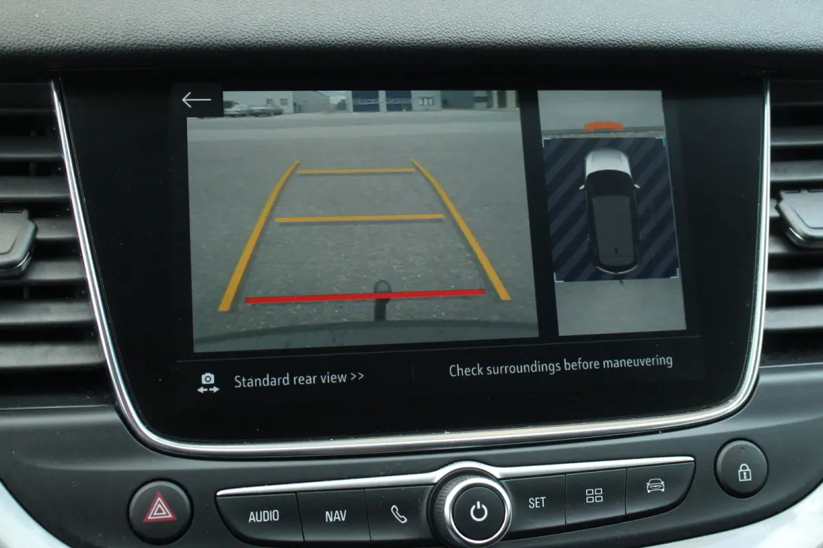 1.2 Turbo Business Elegance | Trekhaak | 360 Camera | Climate & Cruise C. | CarPlay | 17" LMV | Trekhaak | 360 Camera | Climate & Cruise C. | CarPlay | 17" LMV |